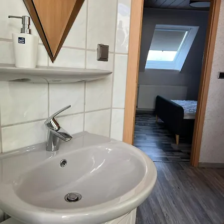 Moderne Nahe A7&b3 - Parkplatz&komfort